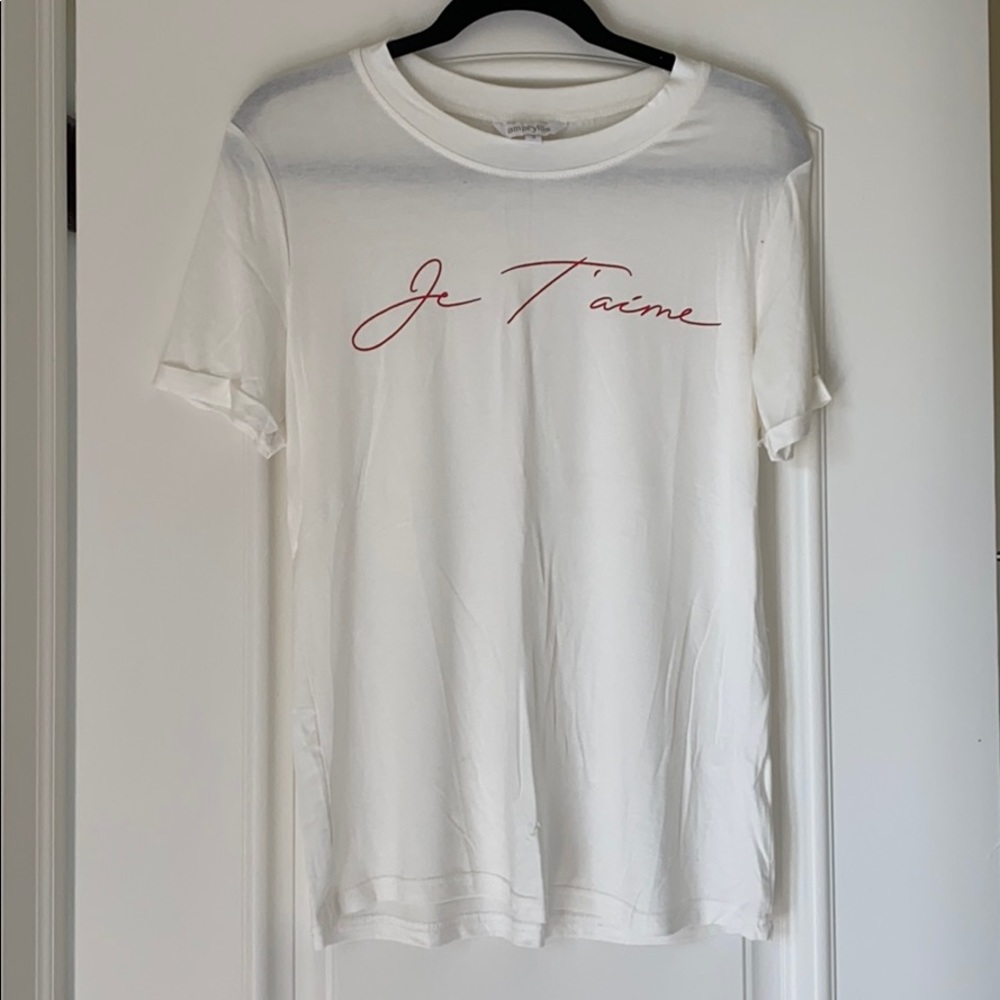 Graphic tee